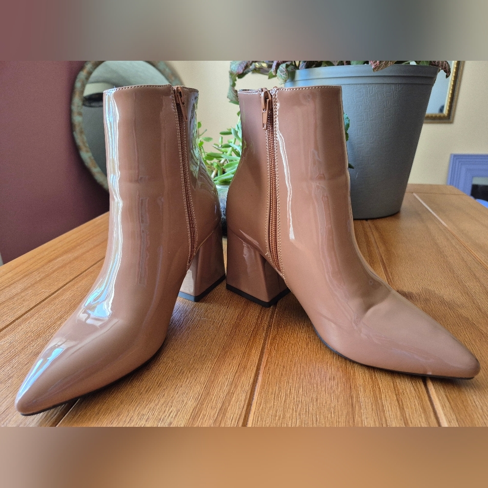 Bamboo 'Sage' Booties - Size 7‎ - Picture 4 of 7
